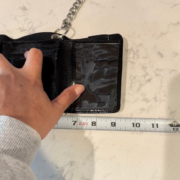 Vintage 90s black leather trifold biker chain wallet skull design goth grunge - Picture 10 of 11